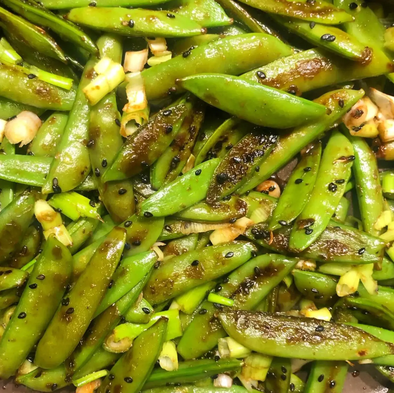 4:4_INTHEKITCHEN1